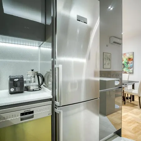 Appartamento Stunning 180m2 4 Bedroom 3 Bathroom, Sleeps 10 Guests