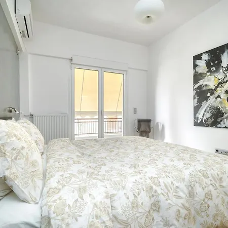 Stunning 180m2 4 Bedroom 3 Bathroom, Sleeps 10 Guests * Atene